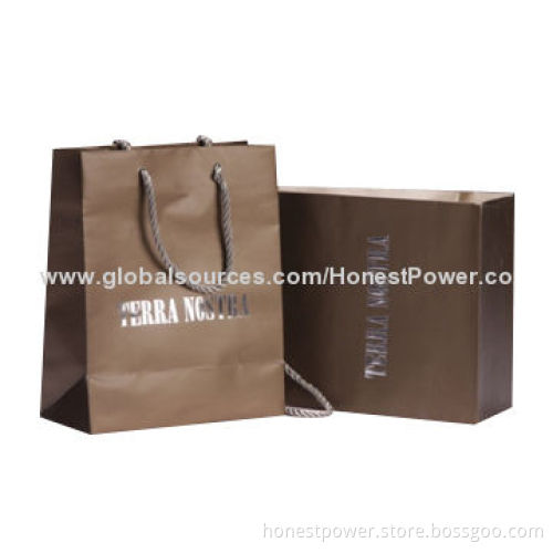 Eco-friendly Paper Gift Bag, with Matt Lamination, Customized Sizes/Designs are Accepted
